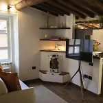 La Mansardina Beccheria Central Apartment 1 Double Bedroom, 1 Sofa Bed