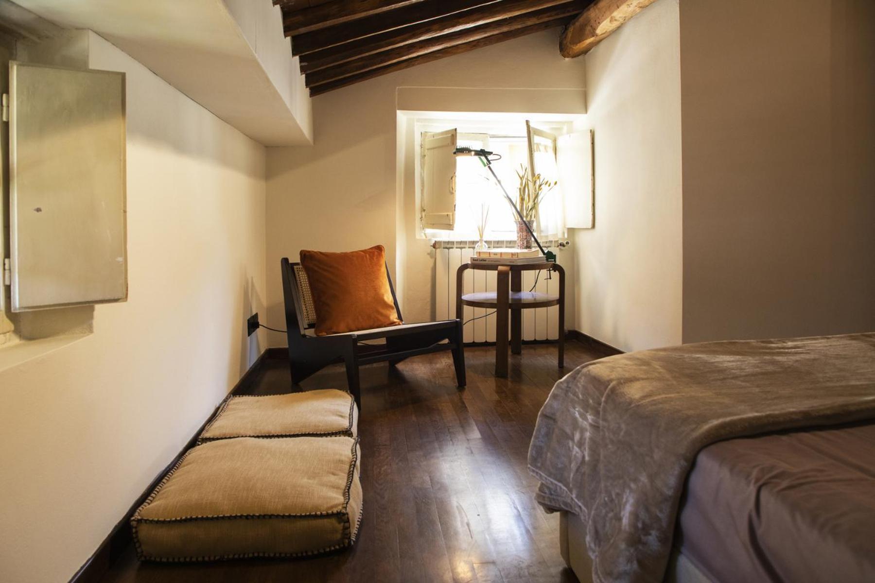 La Mansardina Beccheria 1 Double Bedroom, 1 Sofa Bed *